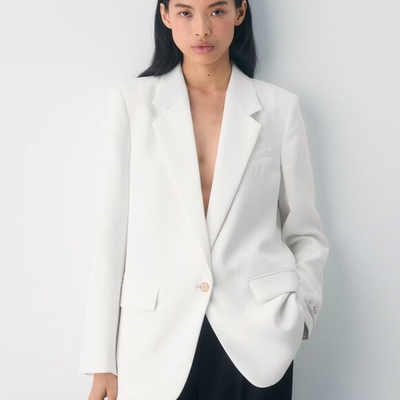 Aritzia Generation Blazer for Office Wear - Picture 2 of 7